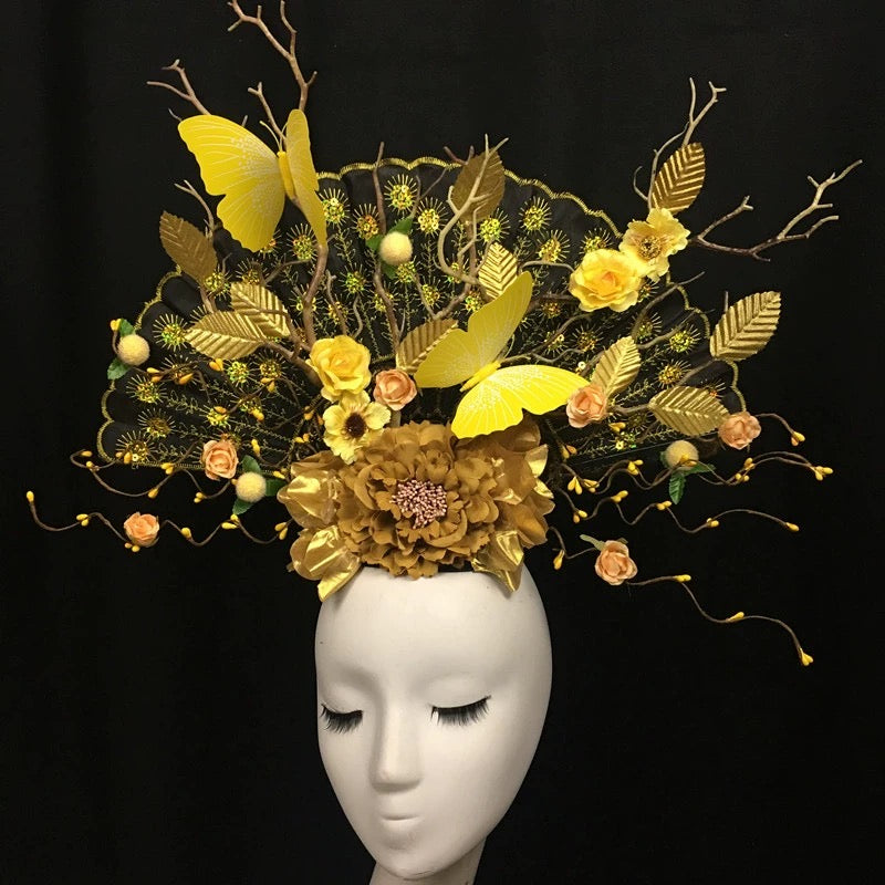 Crimson Elegance: A Floral and Fan-Themed Headpiece